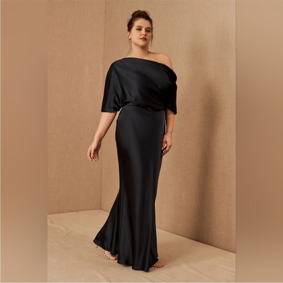 🆕Amsale Fluid Satin Off-the-Shoulder Gown 6 - Picture 2 of 10